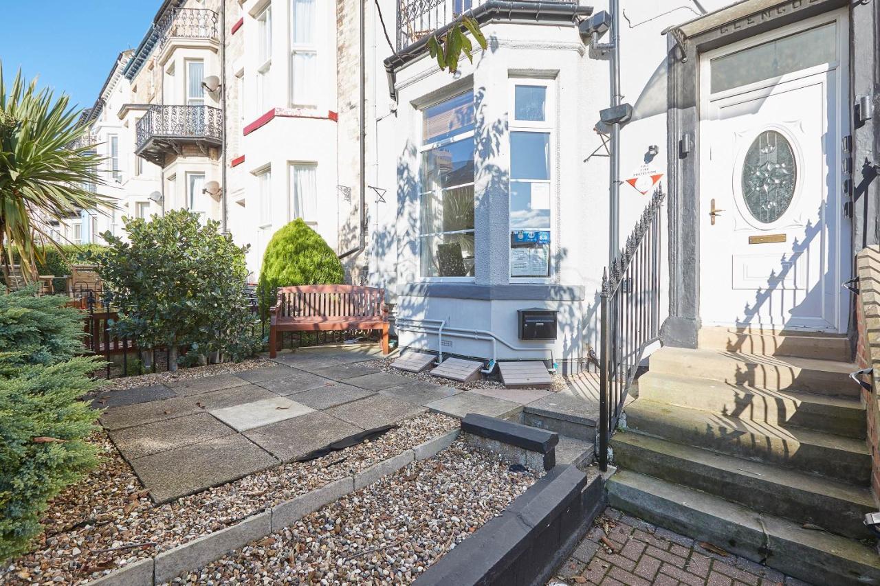 Glencoe Holiday Apartments ウィットビー エクステリア 写真