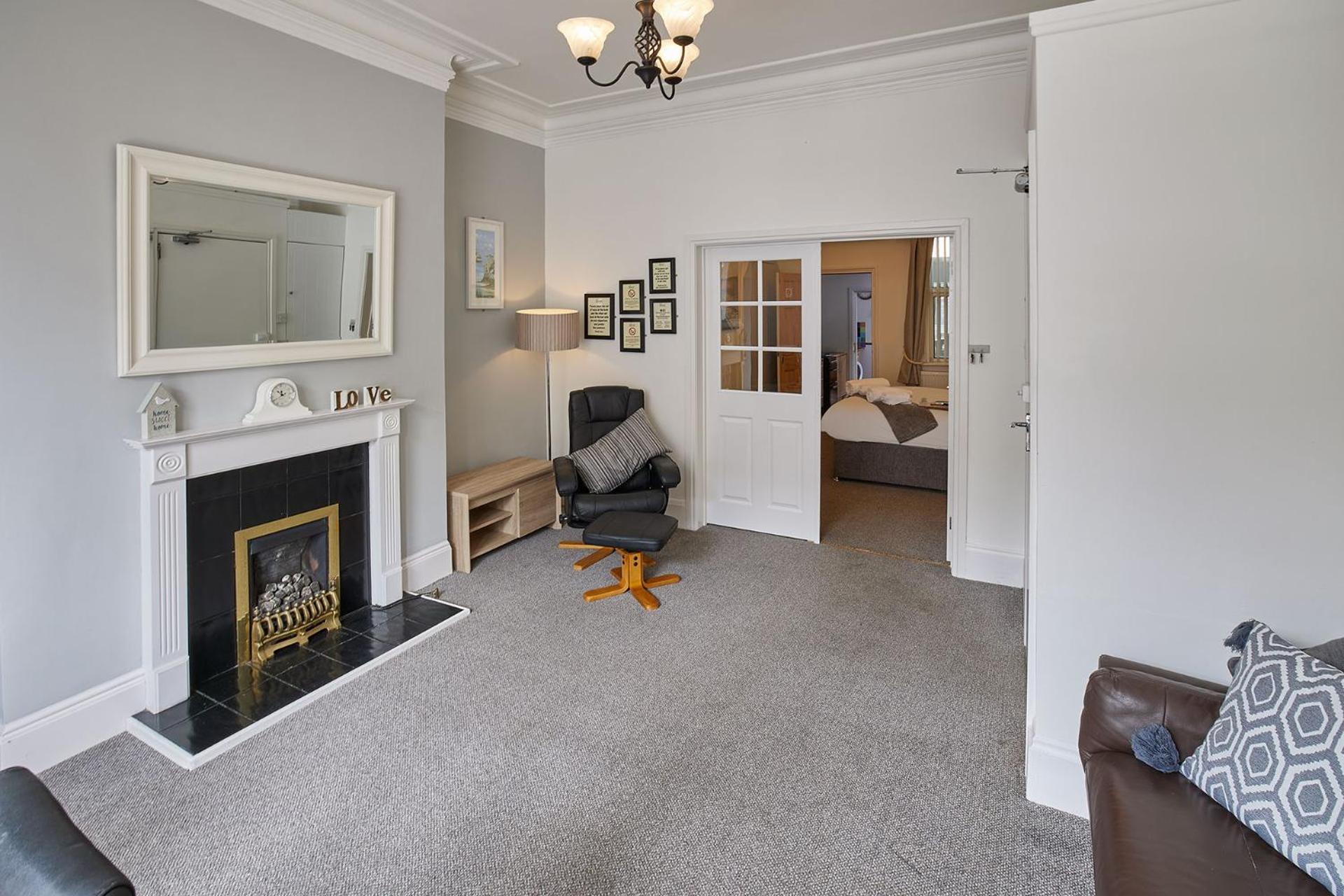 Glencoe Holiday Apartments ウィットビー エクステリア 写真